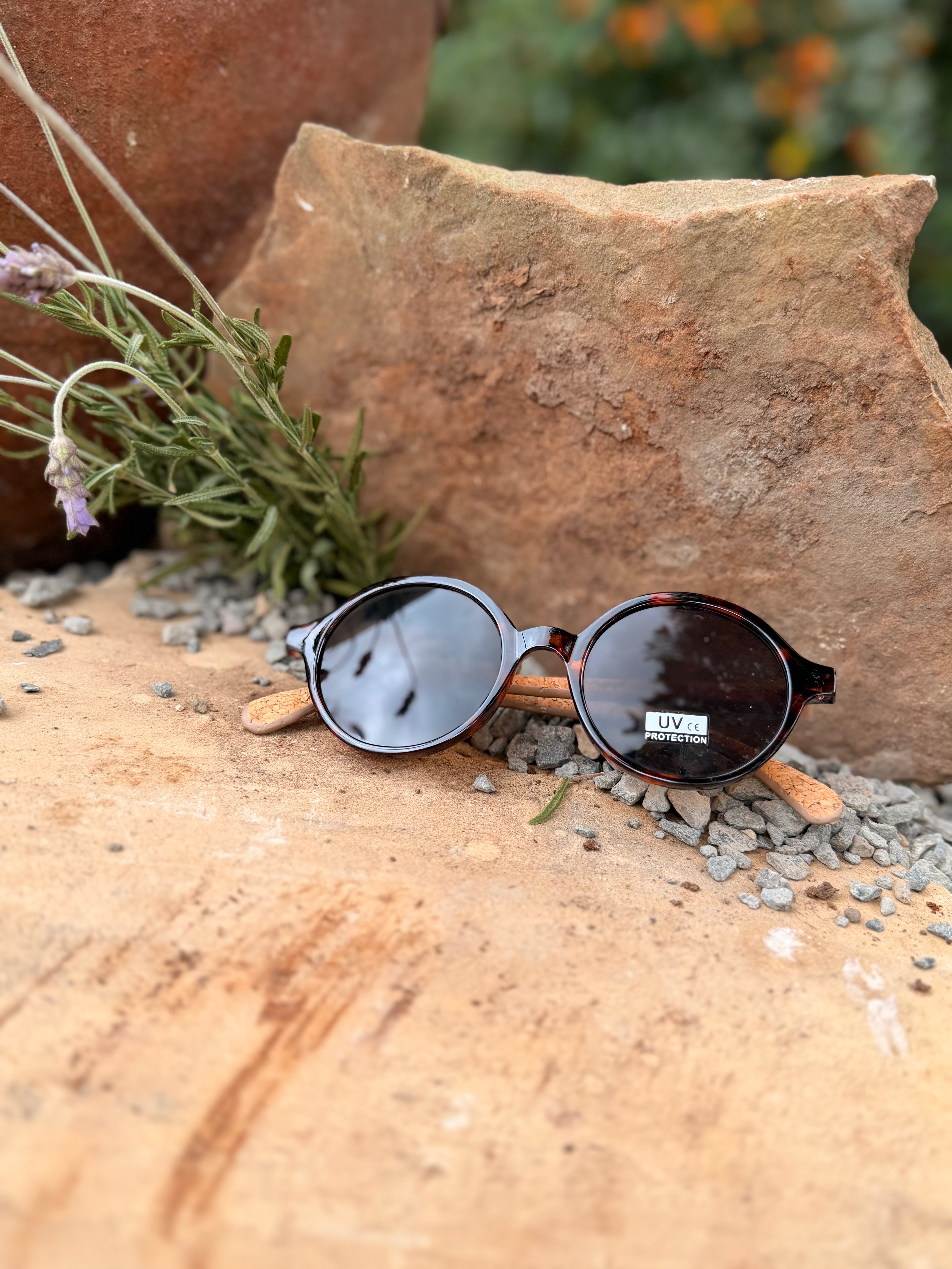 SUNGLASSES-B