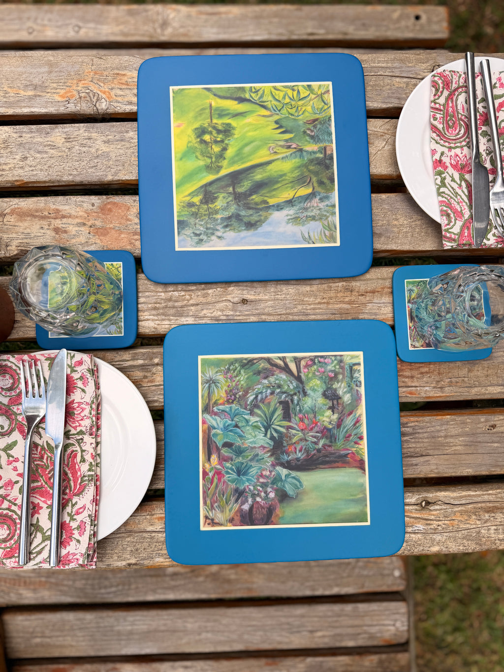 Two Piece Table Mat and Coaster Set Blue