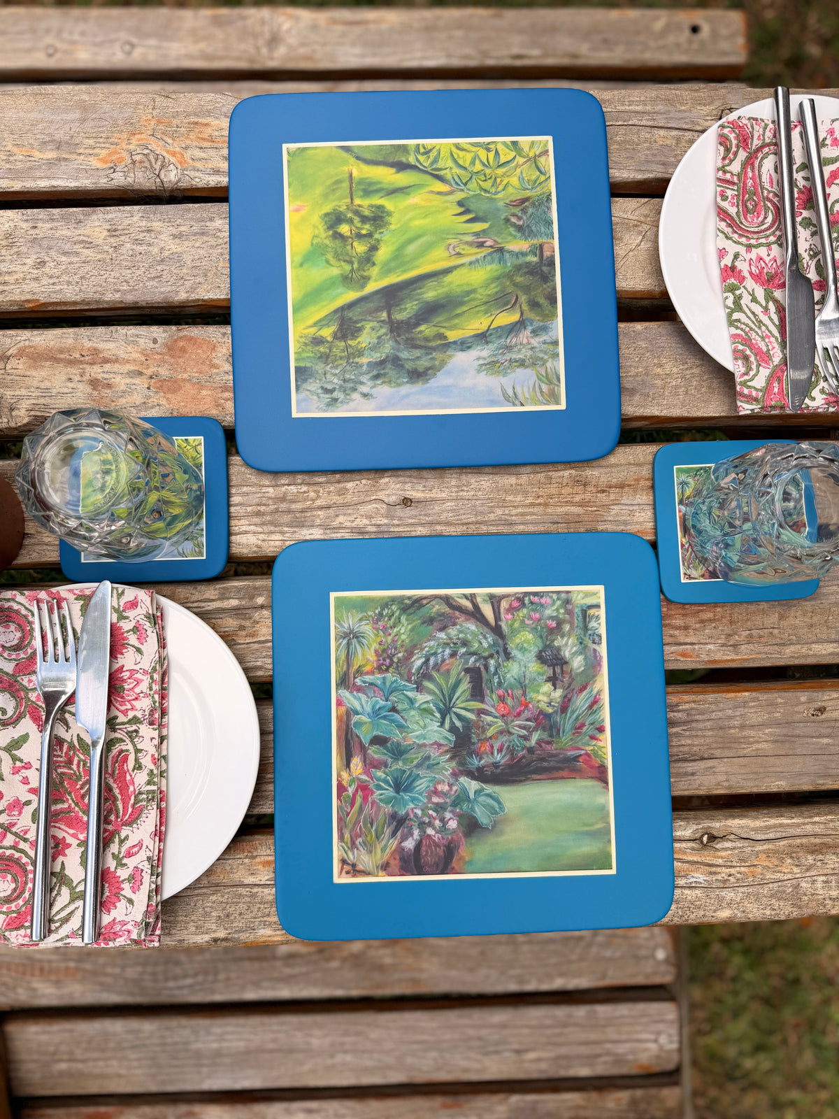 Two Piece Table Mat and Coaster Set Blue